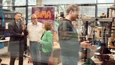 Lorenzo Masia, Nicole Ebner, Prof. Eckehard Steinbach and Jannik Grothusen at Munich Urban Colab