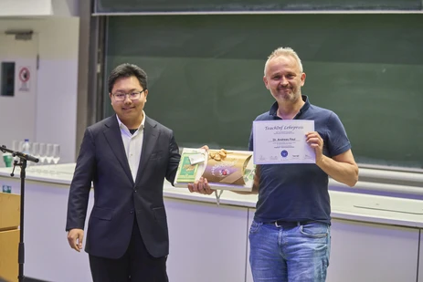 Dr. Andreas Paul