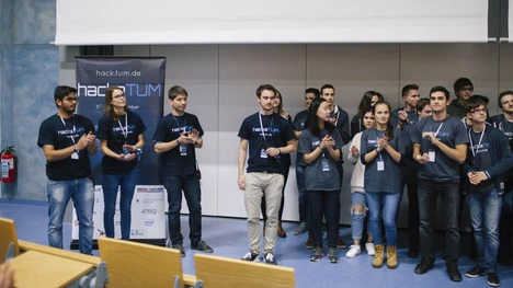hackaTUM2016 The first organizers of hackaTUM at the first event.