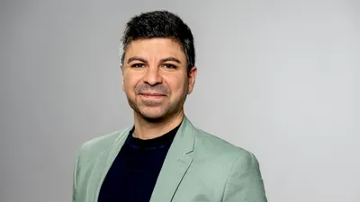 Professor Deniz Kus