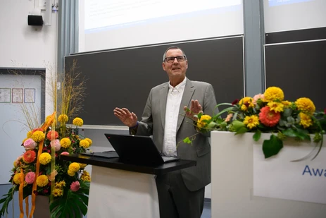 Professor Hans-Joachim Bungartz, Dean of the CIT, welcomes the guests to the award ceremony.