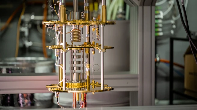 Prof. Schulz's team is working on integrating quantum computers into the structures of high-performance computers.